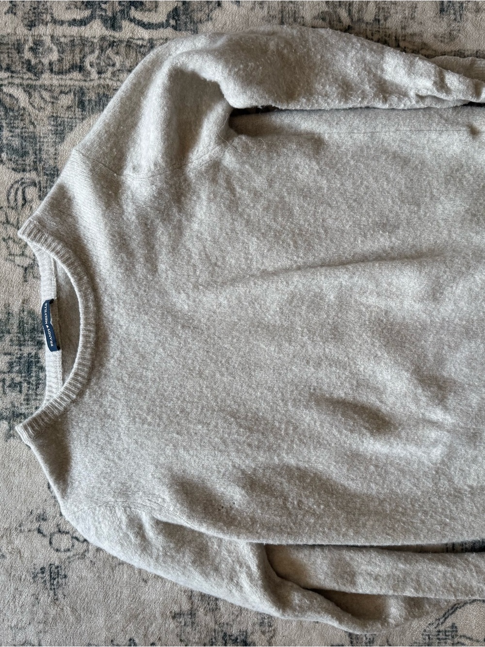 Brandy Melville Light Gray Crewneck Sweater